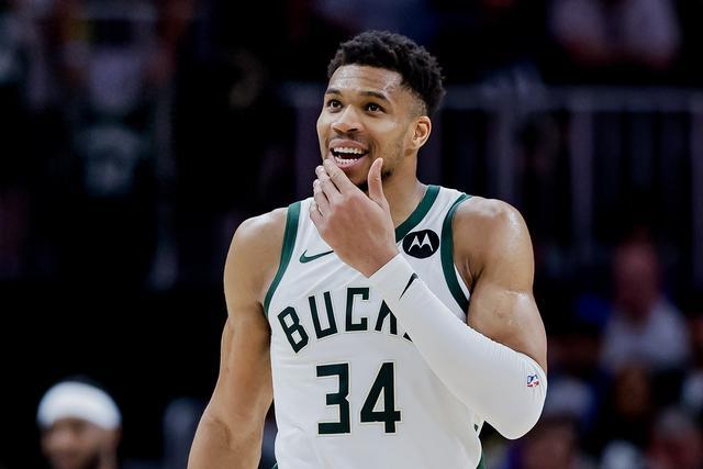 Windhorst：迈克·布朗排兵布阵很棒 布伦森下半场摧毁了科内特